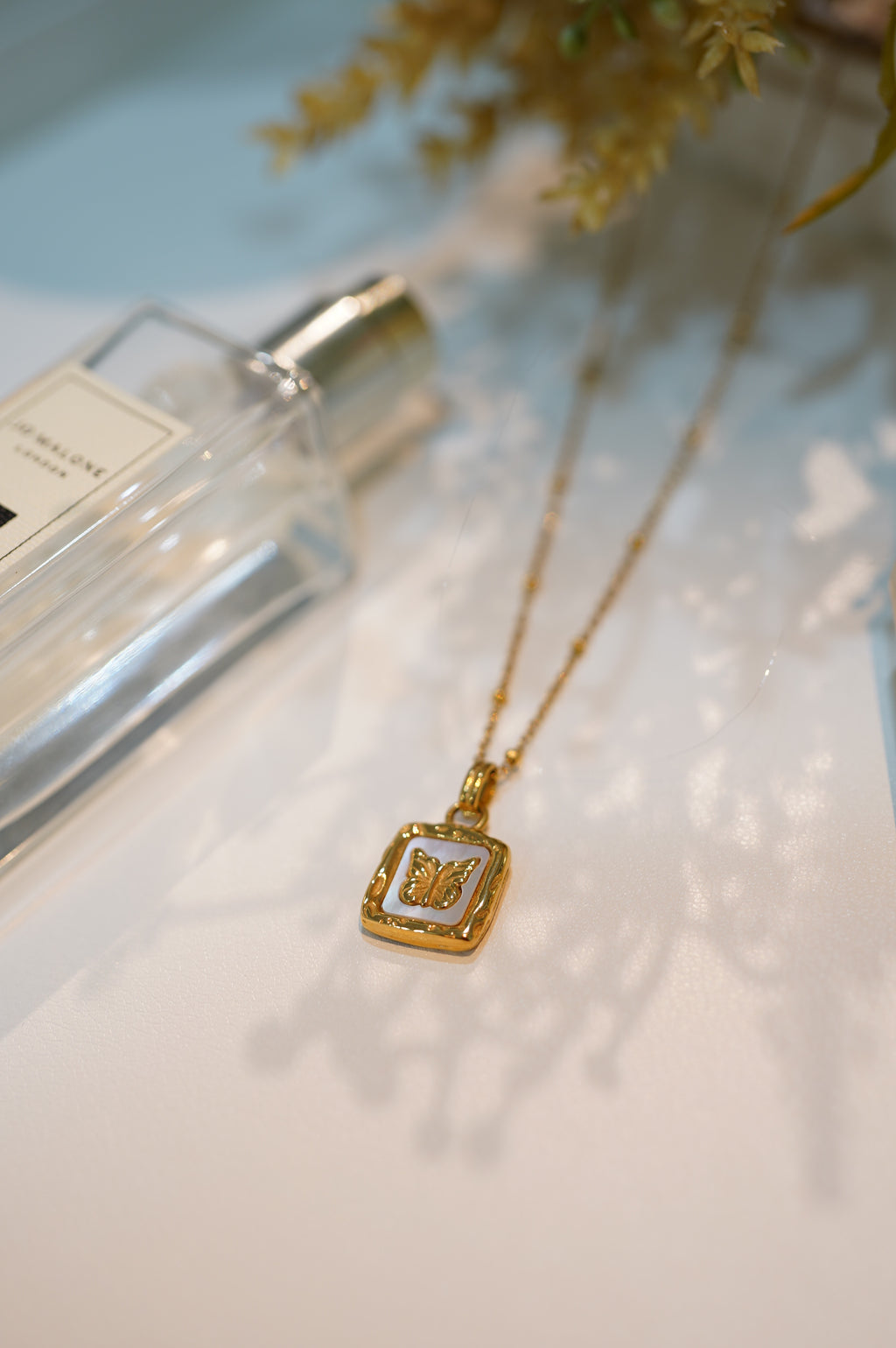 Butterfly Mother Shell Necklace